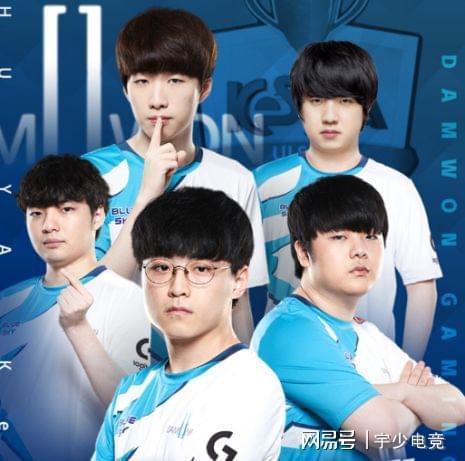 的他依旧奔 的他依旧奔